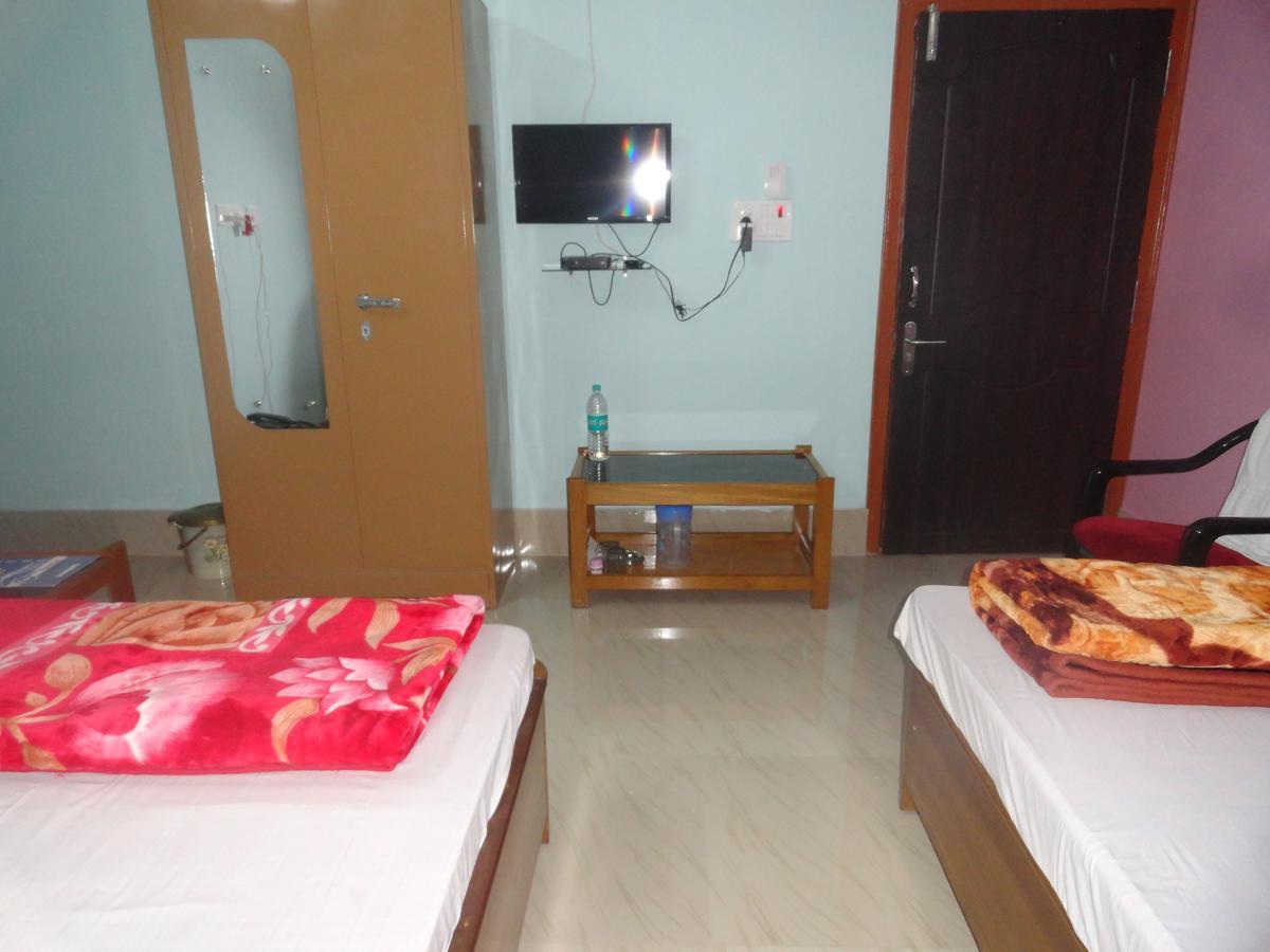 Hotel Kaustav Tezpur Exterior foto