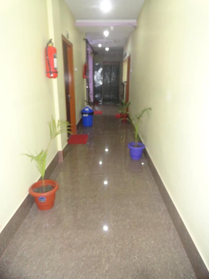Hotel Kaustav Tezpur Exterior foto